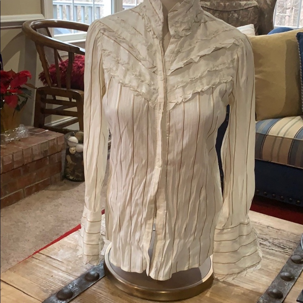 Ruffle top